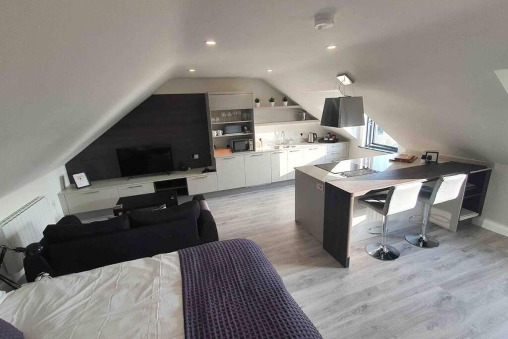 The Loft , Portrush Appartement Buitenkant foto