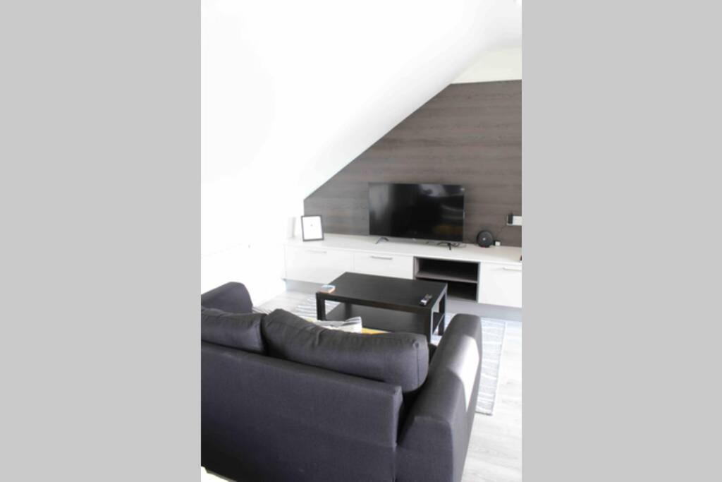 The Loft , Portrush Appartement Buitenkant foto