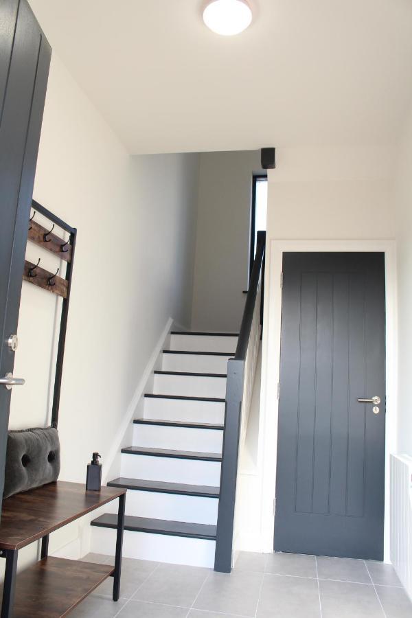 The Loft , Portrush Appartement Buitenkant foto